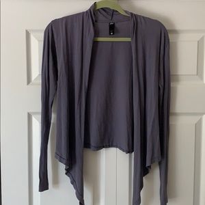 Size small, light grey top